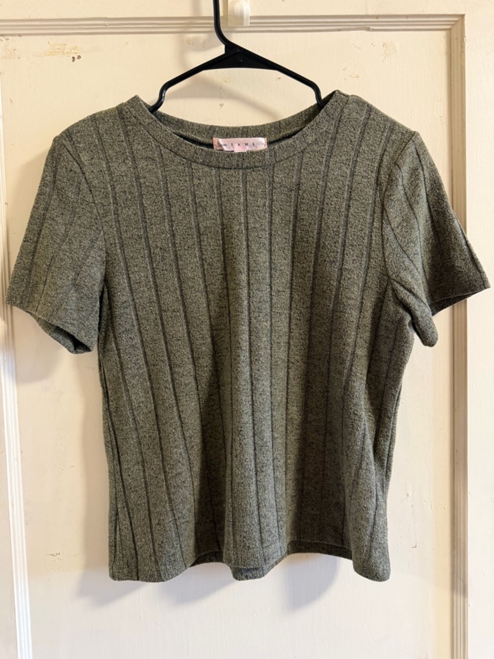 Crave Fame Olive Ribbed Short-Sleeve Knit Tee